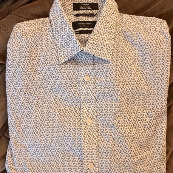 NEW Nordstrom Blue and White Non-Iron Trim Fit Dress Cotton Shirt medium - Picture 9 of 9